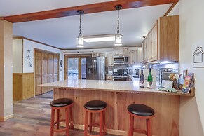 Lovely Interlaken Home w/ Fire Pit & Yard!