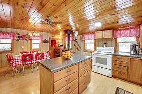 Pet-friendly Irons Cottage w/ Fire Pit & Fireplace