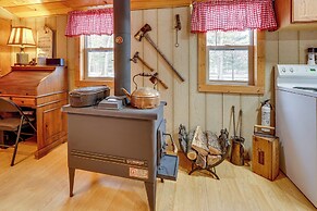 Pet-friendly Irons Cottage w/ Fire Pit & Fireplace