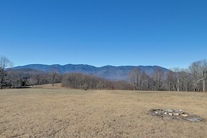 Dog-friendly Burnsville Cabin Rental Near Hiking!