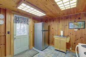 Dog-friendly Burnsville Cabin Rental Near Hiking!