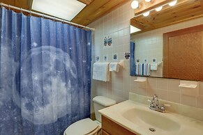 Dog-friendly Burnsville Cabin Rental Near Hiking!