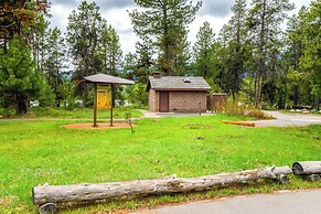 Peaceful Donnelly Retreat < 1 Mi to Lake Cascade!