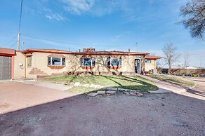 Momos Place ~ 5 Mi to Downtown Denver!