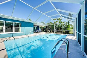 Florida Gulf Coast Getaway: Pool + Screened Lanai!