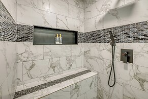 Florida Gulf Coast Getaway: Pool + Screened Lanai!