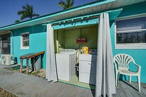 1 Mi to Boat Ramp: Bokeelia Home w/ Screened Patio