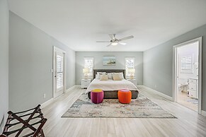 Central Naples Home w/ Private Pool, Spa & Lanai!