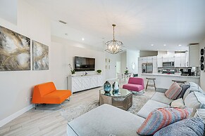 Central Naples Home w/ Private Pool, Spa & Lanai!