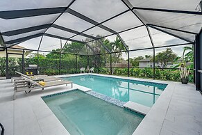 Central Naples Home w/ Private Pool, Spa & Lanai!