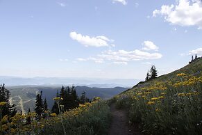 Echo Landing #20 3 Bedroom Townhouse
