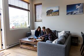 Powder Heights #18 3 Bedroom Townhouse