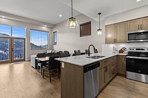 Powder Heights #18 3 Bedroom Townhouse