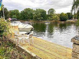 Character Home by River Thames