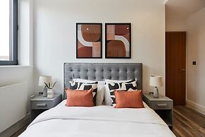 The Wembley Hideaway - Bright 2bdr Flat