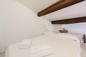 Tiny Velluti by Mmega