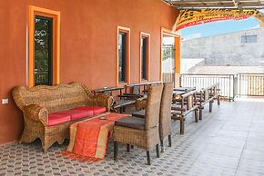 OYO 93470 Bans Kostel