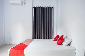 OYO 93476 Owo Guest House Syariah