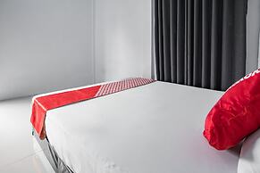 OYO 93476 Owo Guest House Syariah