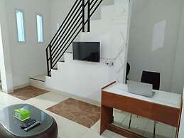 OYO 93476 Owo Guest House Syariah