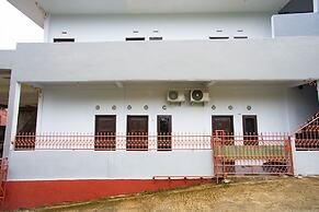 OYO 93476 Owo Guest House Syariah