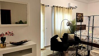 Large Studio at Your Disposal in Abidjan