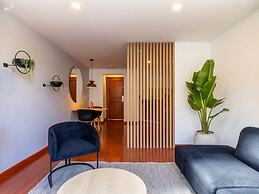 Street By Wynwood House