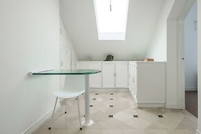 Street By Wynwood House