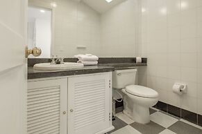 Street By Wynwood House