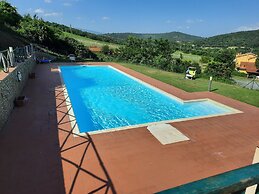 3bed Duplex - Balcony, Private Pool & Fireplace