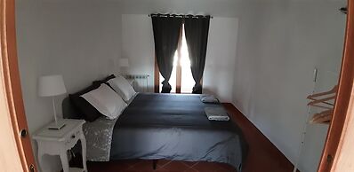 3bed Duplex - Balcony, Private Pool & Fireplace