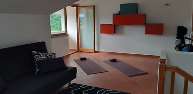 3bed Duplex - Balcony, Private Pool & Fireplace