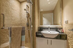 Serviced 2 Bed Scenic Skyvillas