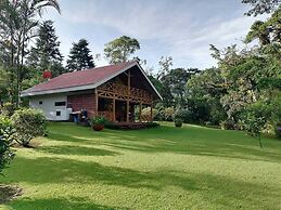 Hotel Los Sueños de Bajos del Toro