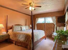 Country Sunshine Bed and Breakfast