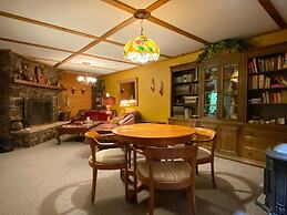 Country Sunshine Bed and Breakfast