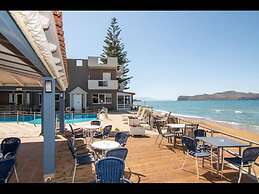 Room in Guest Room - Girogiali Beach Hotel