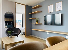 Muttuo by Wynwood House