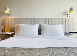 Muttuo by Wynwood House