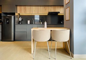 Muttuo by Wynwood House