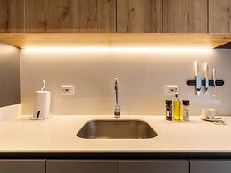 Muttuo by Wynwood House