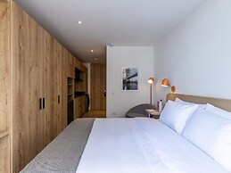 Muttuo by Wynwood House