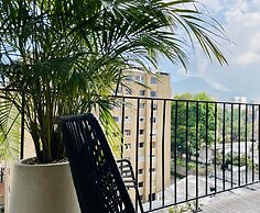 Muttuo by Wynwood House