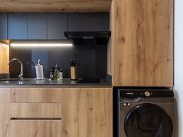 Muttuo by Wynwood House