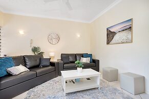 'The Lakes' Flexible One Bedroom