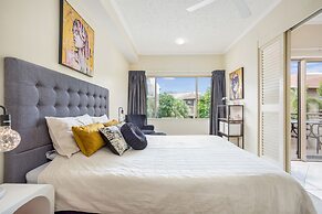 'The Lakes' Flexible One Bedroom