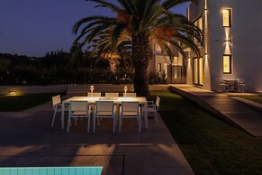 Gaia - A Secret Luxury Hideaway