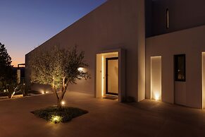 Gaia - A Secret Luxury Hideaway