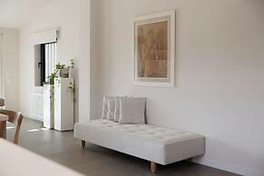 Myrtia - Luxury Hidden Gem