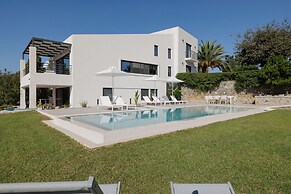 Myrtia - Luxury Hidden Gem